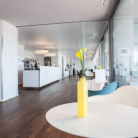 Lavaux Hotel 4*