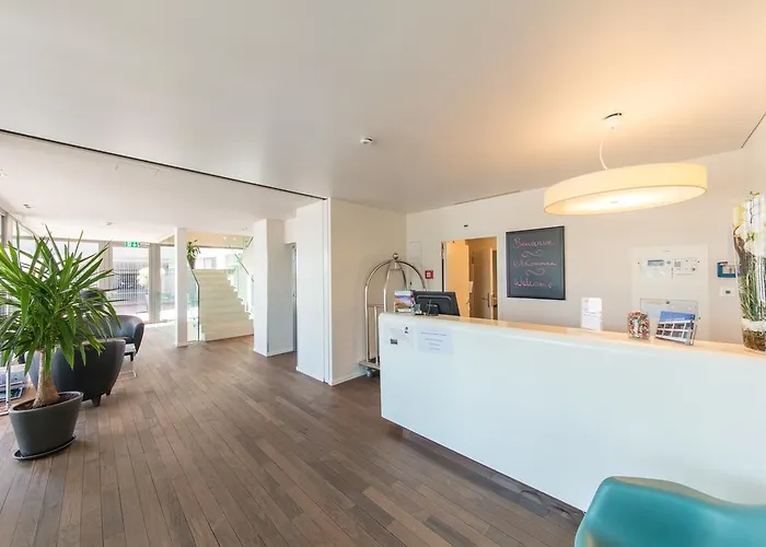 ラヴォー ホテル