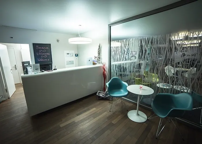 ラヴォー 4* キュリー